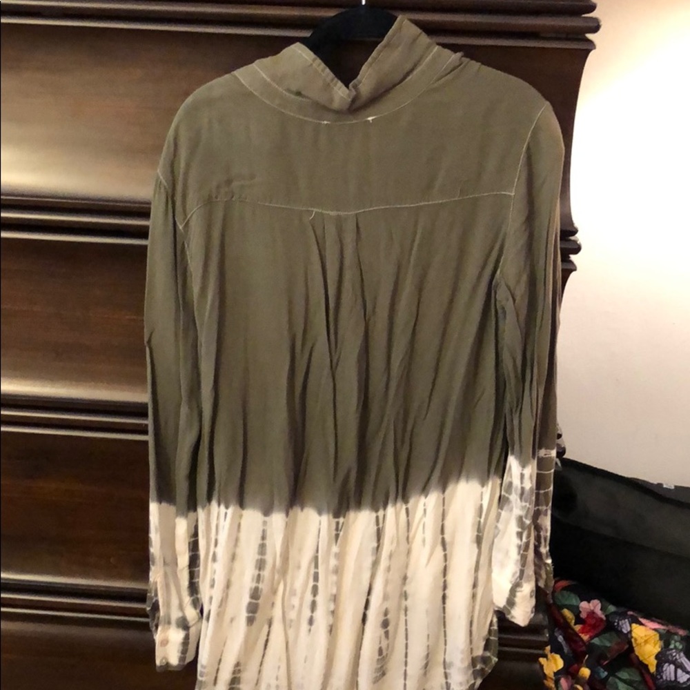 Tie dye button down - Picture 4 of 4
